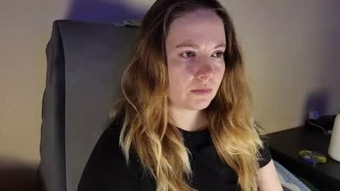 Snapshot of internetfairy_xo chatting on July 2026 02:36:01 AM Faye online show from July 2026 02:36:01 AM