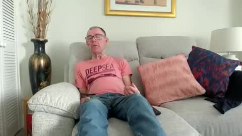 inthemood63 online show from April 2026 03:35:01 PM