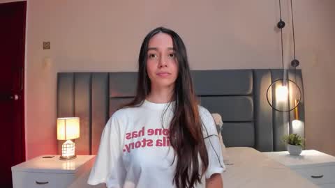 Snapshot of iremlee_ chatting on September 2025 09:29:02 PM Irem Lee online show from September 2025 09:29:02 PM