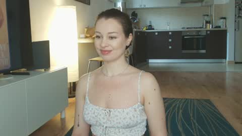 Snapshot of ireneblue_ chatting on April 2026 06:44:02 AM Irene online show from April 2026 06:44:02 AM