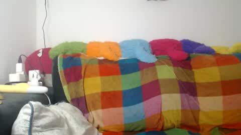 Irene Isabela online show from March 2026 12:16:01 PM