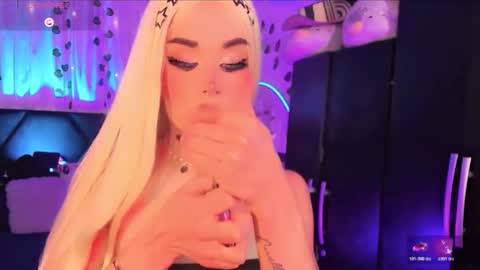 Snapshot of irina_lechera_ chatting on May 2026 10:04:02 PM Irina online show from May 2026 10:04:02 PM