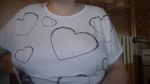 IrinnaK online show from December 2025 06:35:02 PM