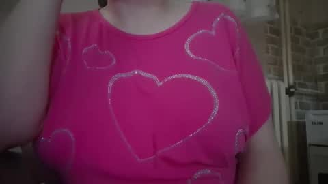 IrinnaK online show from December 2025 09:40:02 AM