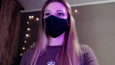 Lily online show from March 2026 04:43:01 PM