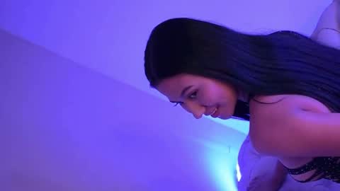 Snapshot of iris_thompson chatting on February 2025 06:45:01 PM Iris online show from February 2025 06:45:01 PM