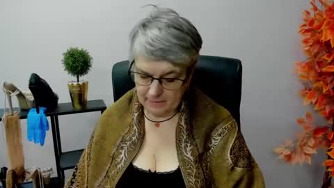 I R I S online show from January 2025 10:45:01 AM