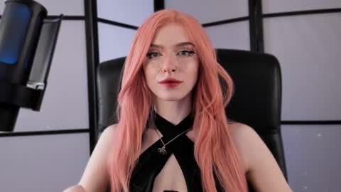 Miss Iris Fansly Miss Iris new inst.  online show from February 2025 11:10:01 AM