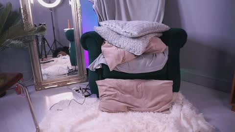 Snapshot of irisreynolds chatting on January 2025 03:20:02 AM Maria online show from January 2025 03:20:02 AM