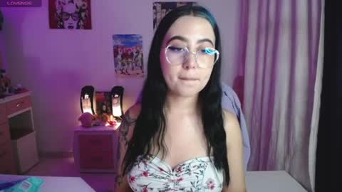Snapshot of iriss_sky chatting on June 2026 04:46:01 AM Iris online show from June 2026 04:46:01 AM