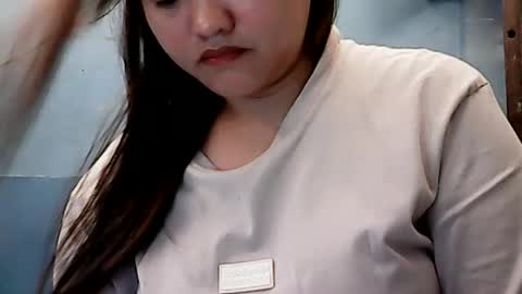 irisshinn online show from July 2026 07:27:02 PM