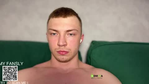 Snapshot of iron__chapman chatting on May 2026 10:17:02 PM Iron online show from May 2026 10:17:02 PM