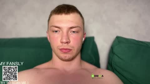 Snapshot of iron__chapman chatting on May 2026 09:45:02 PM Iron online show from May 2026 09:45:02 PM