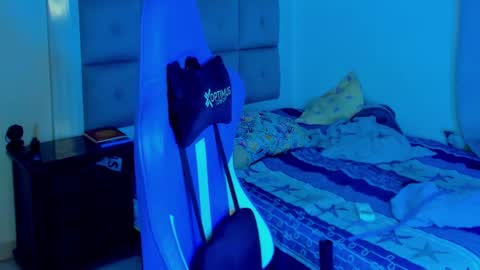 Iron online show from February 2025 05:19:02 AM