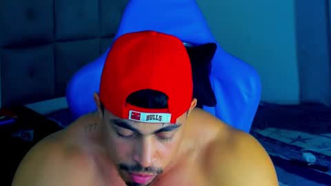 Iron online show from February 2025 04:43:01 AM