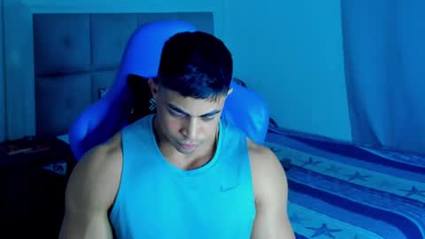 Iron online show from March 2025 01:31:02 AM