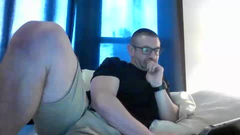 ironwolf523968 online show from April 2026 06:05:02 PM