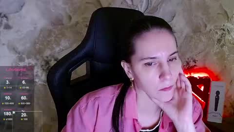 Irwi Tomboy online show from June 2026 02:41:02 PM
