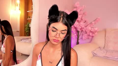    online show from November 2025 10:54:02 AM