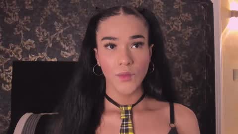 Isa  online show from March 2025 01:03:02 PM