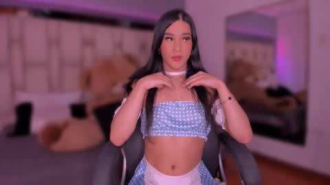 Isa  online show from November 2025 09:51:02 PM