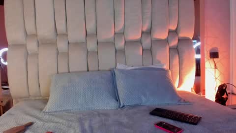 Isa  online show from April 2026 04:23:02 AM