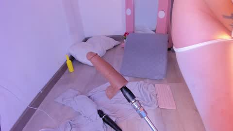 ....  Connection time 900 pm to 500 amRest days Wednesday and Saturday online show from January 2025 07:17:02 AM