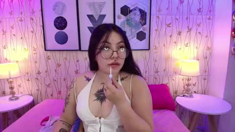 Snapshot of isa_reel chatting on January 2025 08:36:01 AM ISA online show from January 2025 08:36:01 AM