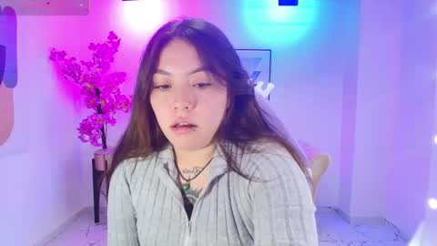 Snapshot of isa_reel chatting on October 2025 07:47:02 PM ISA online show from October 2025 07:47:02 PM