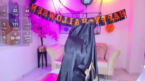 Snapshot of isa_reel chatting on November 2025 12:40:02 PM ISA online show from November 2025 12:40:02 PM