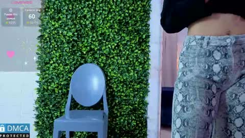 Snapshot of isa_sweet1_ chatting on May 2026 11:03:02 AM Isa online show from May 2026 11:03:02 AM