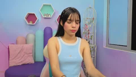 Snapshot of isaa_skinnyy chatting on March 2026 03:33:02 AM Isaa Skinny online show from March 2026 03:33:02 AM