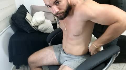 Isaac carter online show from March 2026 11:24:01 PM