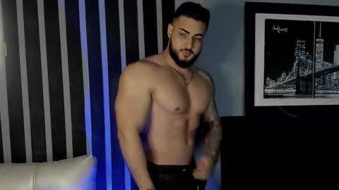 Isaac online show from October 2025 10:39:02 PM