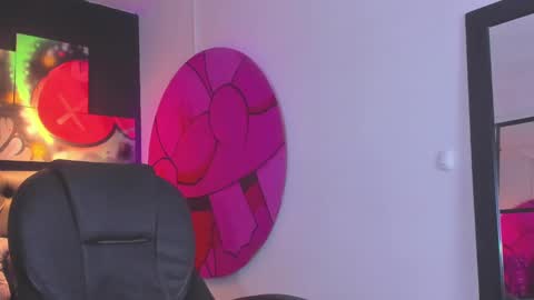 isaac_cryston online show from September 2025 09:15:02 PM