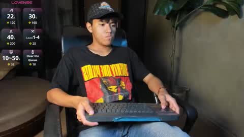 isaac_grimm online show from February 2026 03:05:01 AM