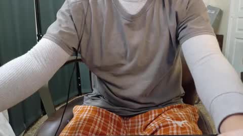 isaac online show from October 2025 08:55:02 AM