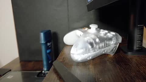 isaac online show from April 2026 11:56:01 AM