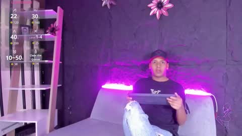 IsaacBlack  online show from October 2025 05:14:01 AM