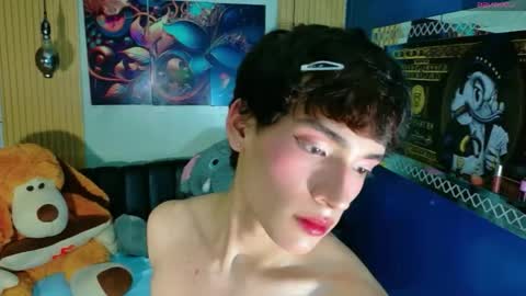 isaacnova online show from April 2026 08:36:02 PM