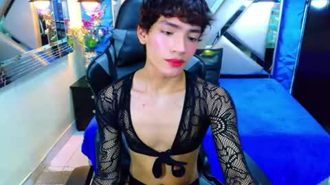 Snapshot of isaacnova chatting on April 2026 07:50:02 PM isaacnova online show from April 2026 07:50:02 PM