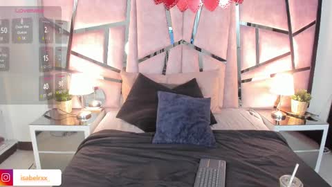 Snapshot of isabel_roux chatting on February 2025 12:41:02 AM Isabel online show from February 2025 12:41:02 AM