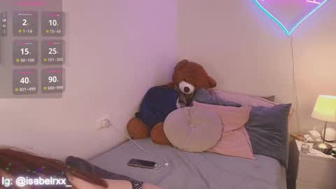 Snapshot of isabel_roux chatting on September 2025 09:04:02 PM Isabel online show from September 2025 09:04:02 PM