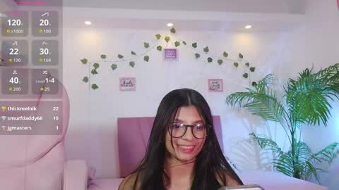 Snapshot of isabel_space chatting on May 2026 06:57:02 PM Isabel online show from May 2026 06:57:02 PM