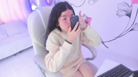 Snapshot of isabela_fiorelli chatting on February 2025 12:13:02 PM isabela_fiorelli online show from February 2025 12:13:02 PM