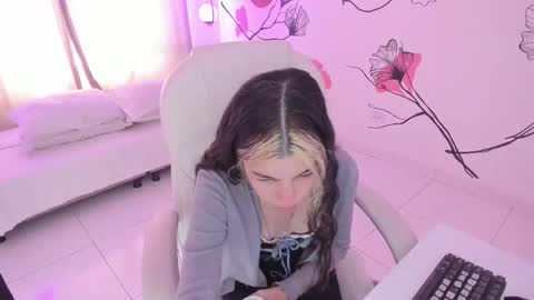 Snapshot of isabela_fiorelli chatting on September 2025 01:45:02 PM isabela_fiorelli online show from September 2025 01:45:02 PM