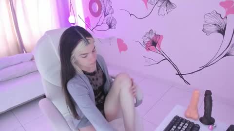 Snapshot of isabela_fiorelli chatting on September 2025 01:23:02 PM isabela_fiorelli online show from September 2025 01:23:02 PM