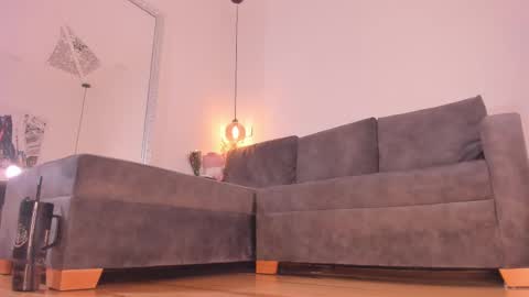 Isabela online show from September 2025 11:59:02 AM