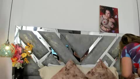 Mommy Isa online show from May 2026 01:06:01 PM