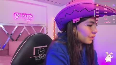 ISABELA  online show from November 2025 11:46:02 AM